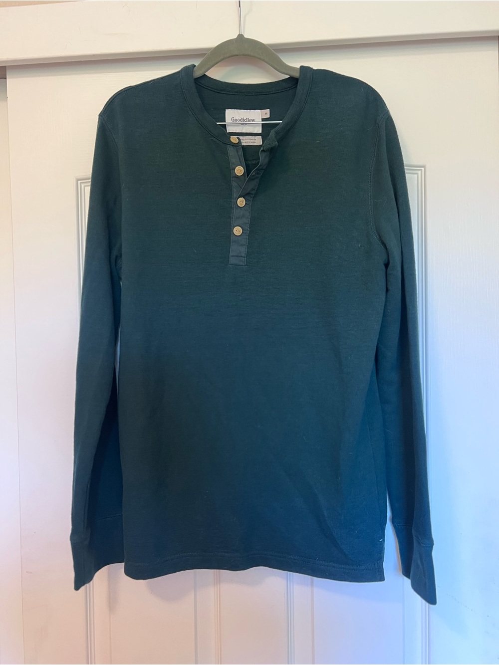 Goodfellow & Co Men's Dark Green Long-Sleeve Henley - med
